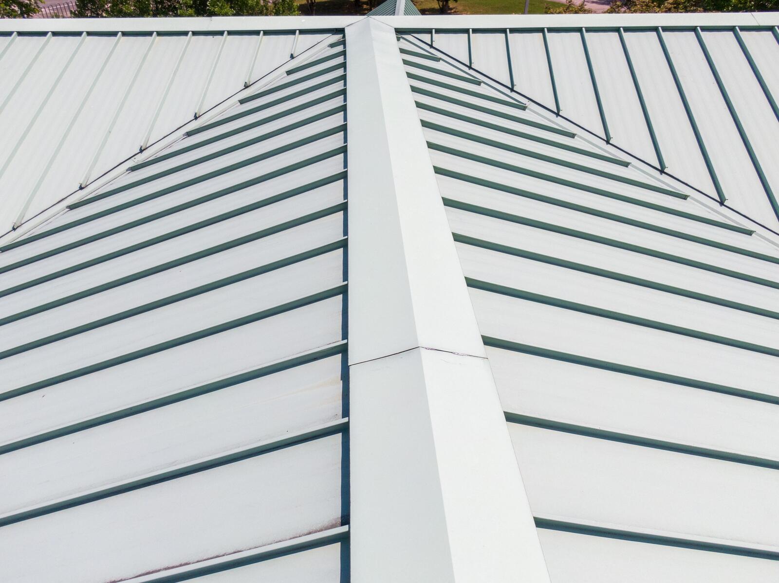 Standing seam metal roof ridge on a Mississippi Gulf Coast home installed by Gulf South Roofing